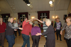 country-dancing-at-hog-roast_29577649484_l