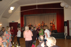 dancing-at-hog-roast_29577644294_l