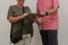 rsz_jim_spray_presenting_linda_walker__with_byron_festival_art_competition_winners_prize_54617062832_c